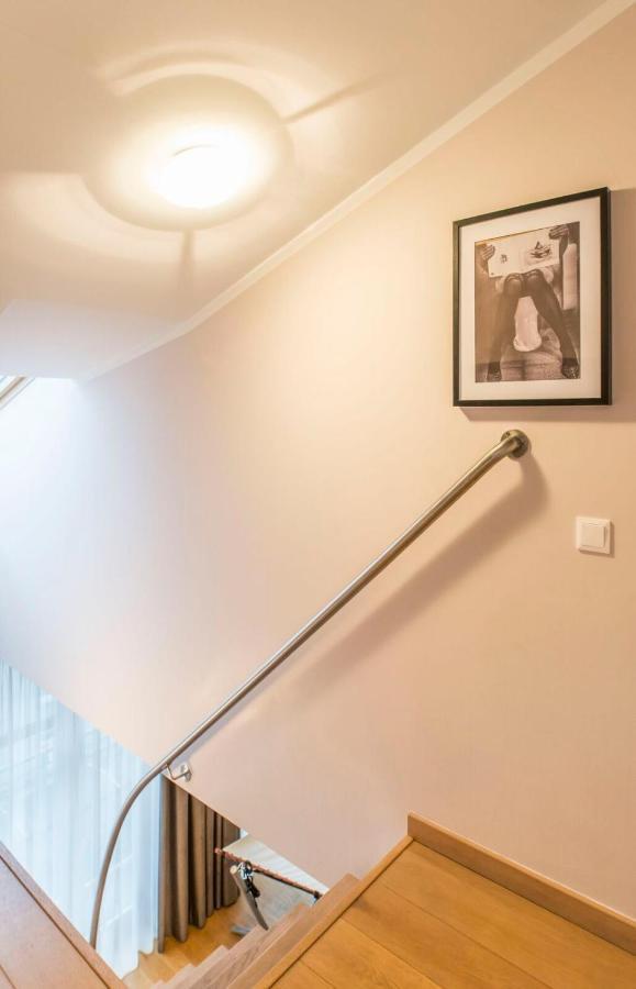 Central 2-Level Penthouse With Terrace And Free Parking Riga Exterior foto